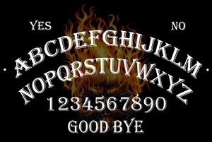 OUIJA BRETT BLECHSCHILD Halloween Spirituelle Hexerei Wicca Flammender Totenkopf - Bild 1 von 1