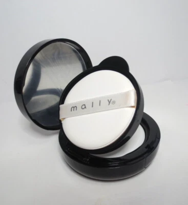 MALLY FLAWLESS FINISH TRANSFORMING EFFECT FOUNDATION IN SHADE MEDIUM 0.42 OZ - Image 1 of 2