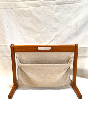 Revista Mid-Century de teca y lona diseño moderno escandinavo de eslinga Foto 1 de 4