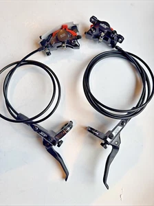Juego de frenos de disco de trekking Shimano XT T8000 - Imagen 1 de 7