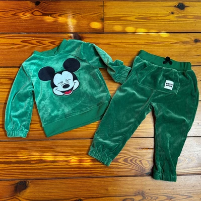 Disney Laughing Mickey Green Velour Sweatsuit 2 Piece Outfit Set Size 18 months - Image 1 of 4