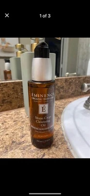 Aceite limpiador de cultivos de piedra orgánico para el cuidado de la piel Eminence, 5 fl. oz. Foto 1 de 3
