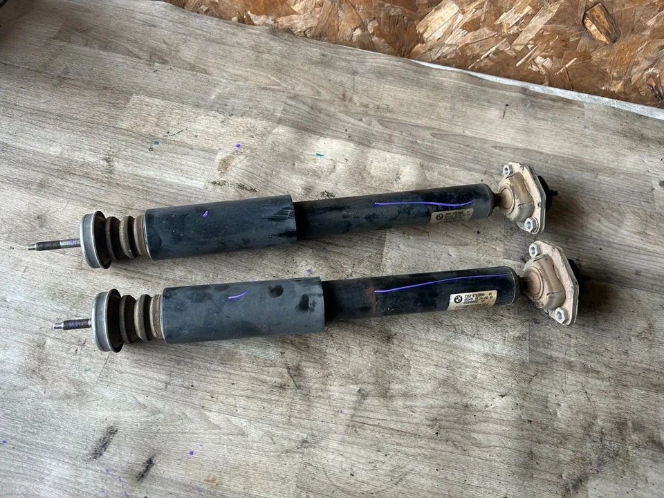  BMW 128I 135I E88 OEM 08-13 SET REAR LEFT & RIGHT STRUT SHOCKS - Image 1 of 4