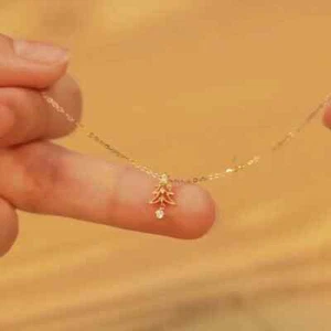 Christmas Tree Pendant Necklace Golden Tone Zinc Alloy Perfect Holiday Gifts - Picture 1 of 6
