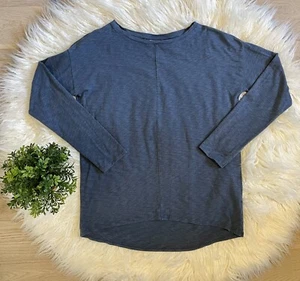 St. Tropez Women’s Long Sleeve Shirt Top Blue Size Medium Basic Essential - Imagen 1 de 5