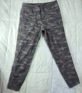 Athleta Camo Farrallon Jogger Olive Camo Size 8 Drawstring Pockets Workout Gym - Picture 1 of 18