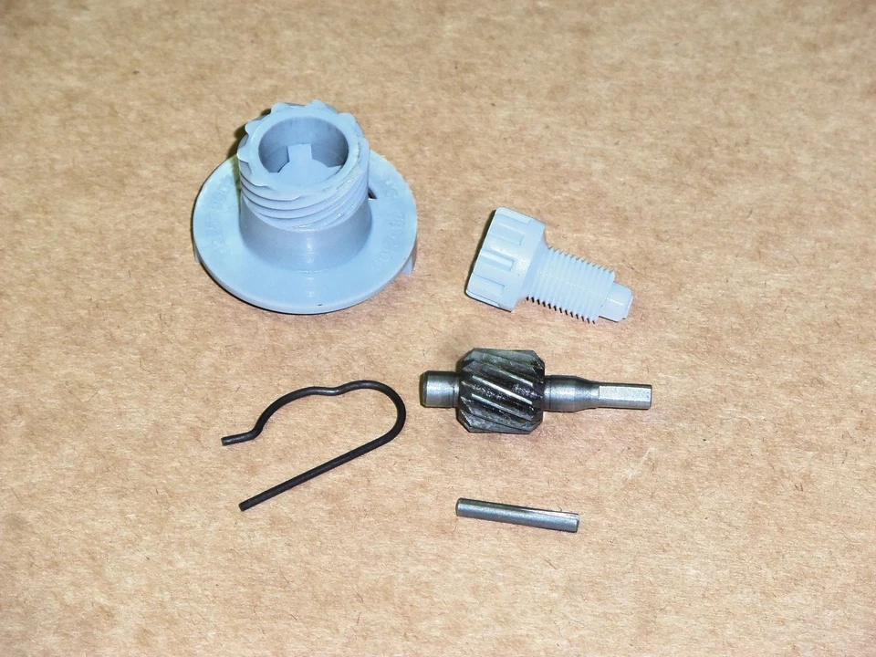 Simson Set Tachoantrieb S51 SR50 für 15 Zahn Kettenritzel MZA 10328-B-S - Bild 1 von 1