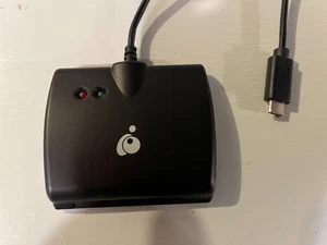 IOGEAR USB-C Smart Card CAC Reader - Picture 1 of 1