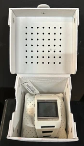 New with tags Diesel DZ-7224  White Digital With Box, Pillow & Book - Picture 1 of 2