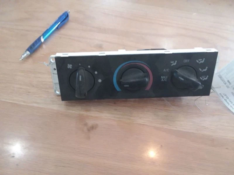 Control de temperatura delantero 4 puertas compatible con 98-01 EXPLORER 1247012 Foto 1 de 4