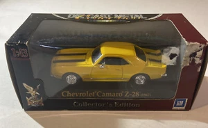 Road Legends Collection1:43 Scale Die Cast1967 Chevrolet Camaro Z28YELLOW BLACK - Picture 1 of 9