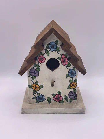 Vintage Small Hand Painted Kitschy Wooden Bird House Decoration Dirty*** Cover