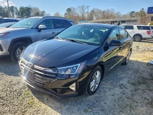 2020 Hyundai Elantra SEL - Picture 1 of 12