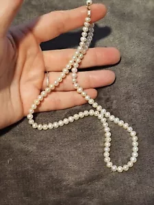10k Gold Cultured Freshwater Pearl Necklace 18" - Picture 1 of 5