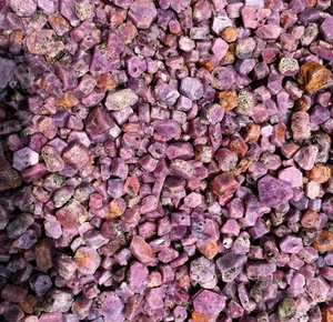 Espécimen de prismas hexagonales cristal de corindón púrpura natural 100 g HG001 - Imagen 1 de 12