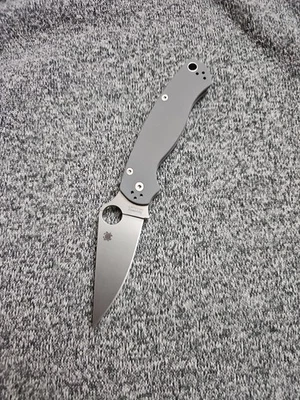 Spyderco Paramilitary 2 Gris G-10 3.4" Maxamet Acero C81GPDGY2 - SEGUNDO DE FÁBRICA Foto 1 de 4