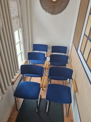 6 Thonet S 43 PVF Stahlrohrstuhl, Freischwinger, Formholz-Schale gepolstert blau - Bild 1 von 4