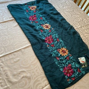 Oversized Scarf Or Shawl Green Linen With Embroidered Flowers - Picture 1 of 4