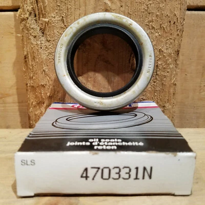 Federal Mogul 470331N Differential Pinion Oil Seal USA NOS - Swanky Barn - Image 1 of 4