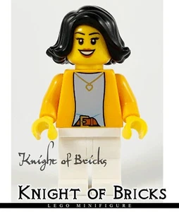LEGO Minifigure Woman 3 from set 80107 - Picture 1 of 2