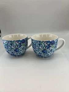 LILLY PULITZER Keramiktassen 2er Set blau bunt Blumenmuster 12 fl oz. - Bild 1 von 7