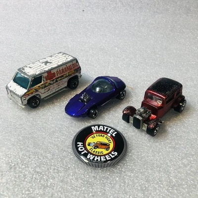 Lot Of 3 Vtg Redline Hot Wheel Paramedic Ambulance Silhouette’32Ford Vicky Read - Image 1 of 4