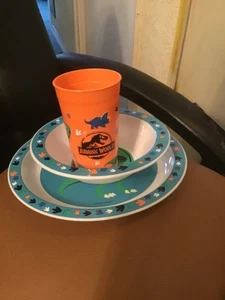 JURASSIC WORLD SNACK TIME MEAL SET BOWL,PLATE & CUP BIRTHDAY CHRISTMAS KIDS - Picture 1 of 4
