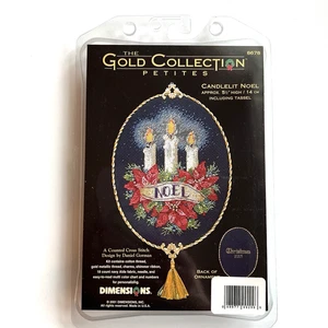 Dimensions Gold Collection Petites Candelit Noel Ornament Kit 8678 Navy Aida - Picture 1 of 4