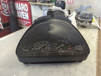 Спидометр приборная панель BMW 528I 97 268K - Изображение 1 из 4