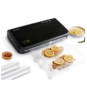 FoodSaver FM2100 Vacuum Sealer Machine, Black – Used - Picture 1 of 7