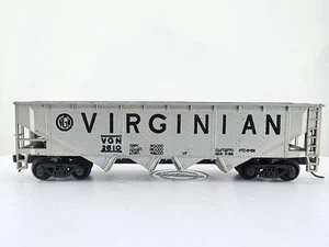 HO Scale TYCO 4-Bay Open Hopper Virginian VGN 2610 Silver Freight Train Car  - Picture 1 of 11