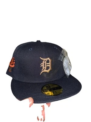 Authentic New Era MLB OnField 59Fifty Fitted Cap Detroit Tigers With Pins Navy - Image 1 of 4