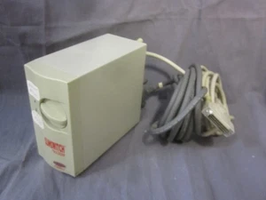 Belkin F1B024-V 2-Port Slim Switch Space Saving Data Switch - Works Great - Afbeelding 1 van 7