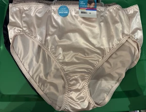Womens Vanity Fair Radiant Collection 3-pk light control high cut underwear/4XL - Picture 1 of 5