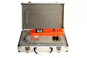 Halogen Refrigerant Leak Detector with Case and Batteries Included #5040 - Picture 1 of 1