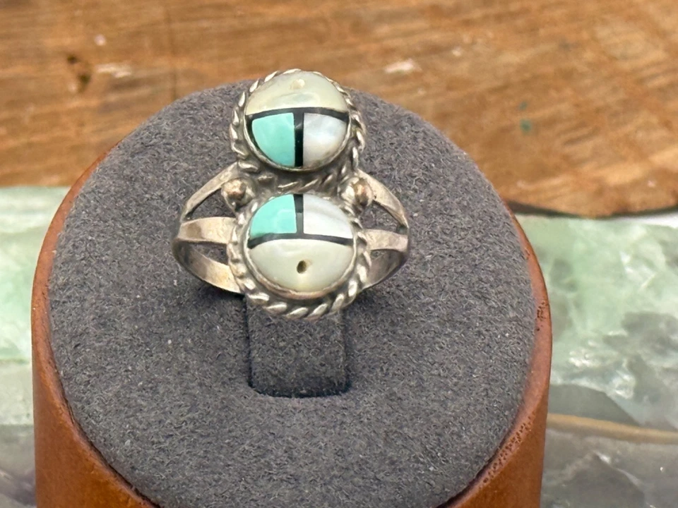 Old Pawn Acoma Sterling Silver Mother of Pearl Surface  ring Sz 7--TB303.25 - Image 1 of 4