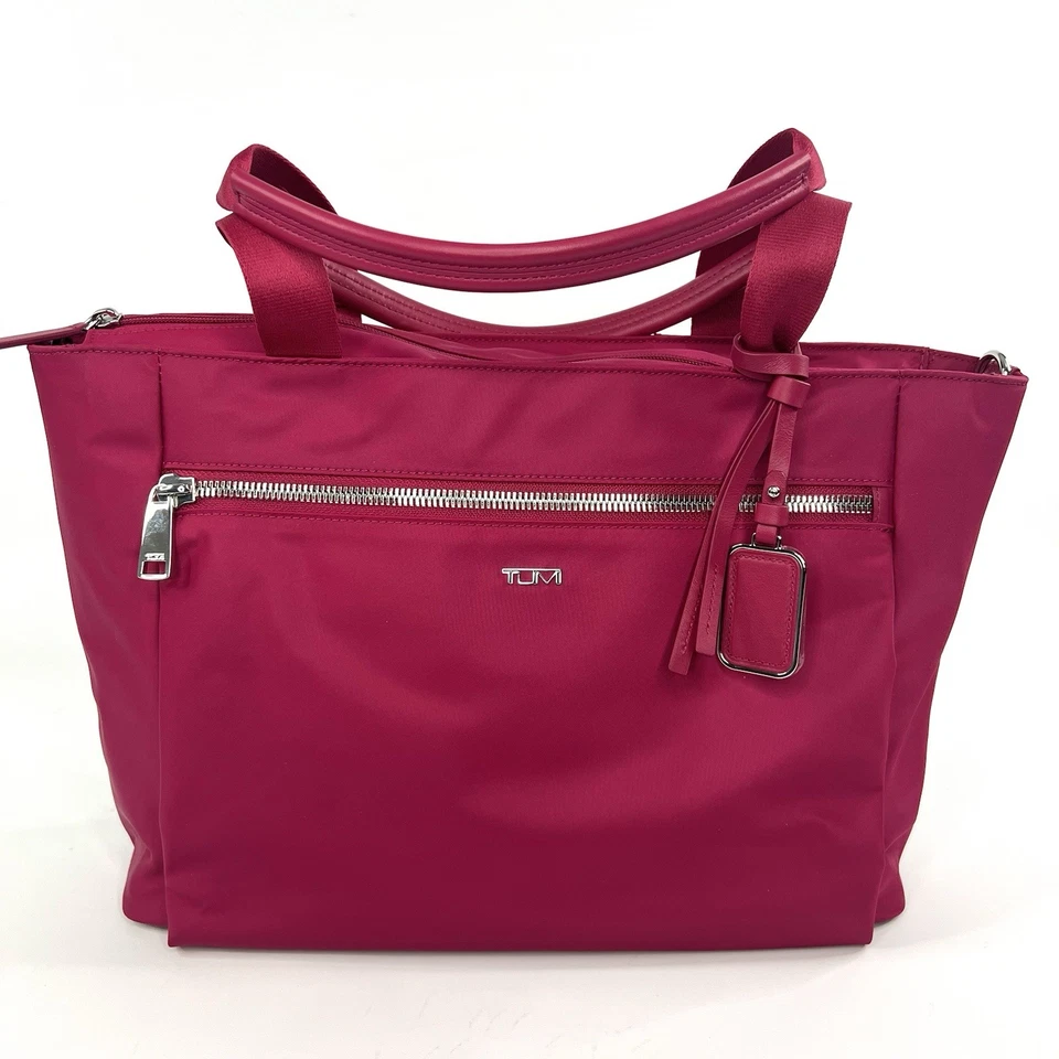 Bolso de Mano TUMI Voyageur MAGGIE Nylon con Cremallera Rosa Fucsia con Plata Foto 1 de 4