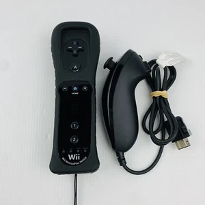 Nintendo Wii Motion Plus Controller with Nunchuck - Black With Sleeve Tested - Picture 1 of 7