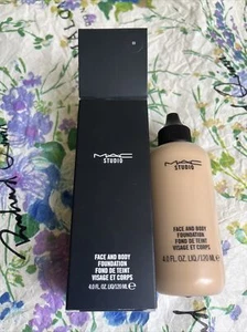 Mac Studio Face And Body Foundation (C3) (120ml) - Bild 1 von 3