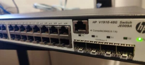 HP V1910-48G Switch Managed – 48 porte Gigabit + 4 SFP – Layer 2 - Foto 1 di 4