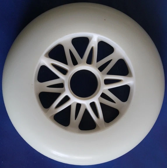 6x Loco-Motion Triple G Rain 110mm Inline Skate Speed Regenrolle Slalom wheel - Bild 1 von 1