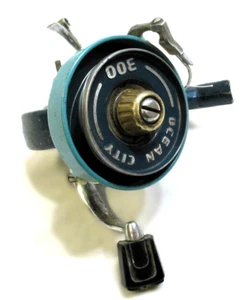 Vintage Ocean City 300 Spinning Fishing Reel - Picture 1 of 5
