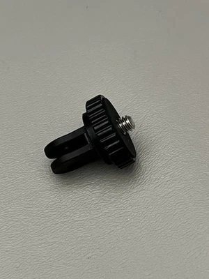 Conexión de montaje GoPro HERO a adaptador de montaje de cámara de 1/4"-20 Foto 1 de 3