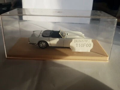 TRIUMPH TR5 CAPOTÉ 1968 Beige blanc ELIGOR 1134 1:43 - Photo 1/3