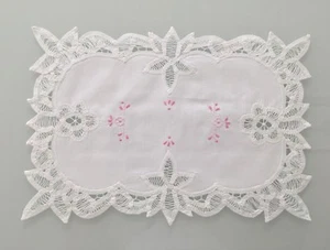 Altes  Deckchen ca. 44x31cm 1602/17k - Picture 1 of 4