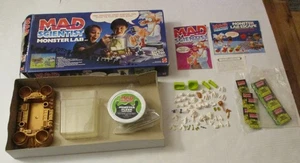 Mad Scientist Monster Lab Spielset 1986 Mattel gebraucht unvollständig viele Figurenteile - Bild 1 von 19