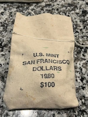 Bolsa cosida como nueva de $100 dólares de la SBA de San Francisco 1980-S, Susan B. Anthony Foto 1 de 4