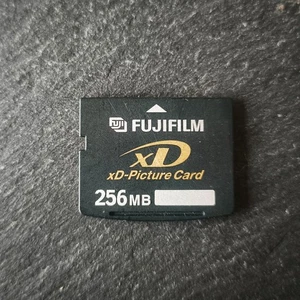 xD Picture Card 256MB Fujifilm Type S PLU:F - Picture 1 of 2