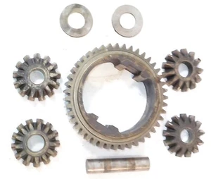 Peerless SilentTrac Hydrostatic Transaxle 205-024C Differential Parts (Lot 536) - Picture 1 of 1
