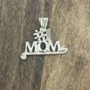Colgante de oro de 14 quilates #1 para mamá 0,48 gramos - Imagen 1 de 4